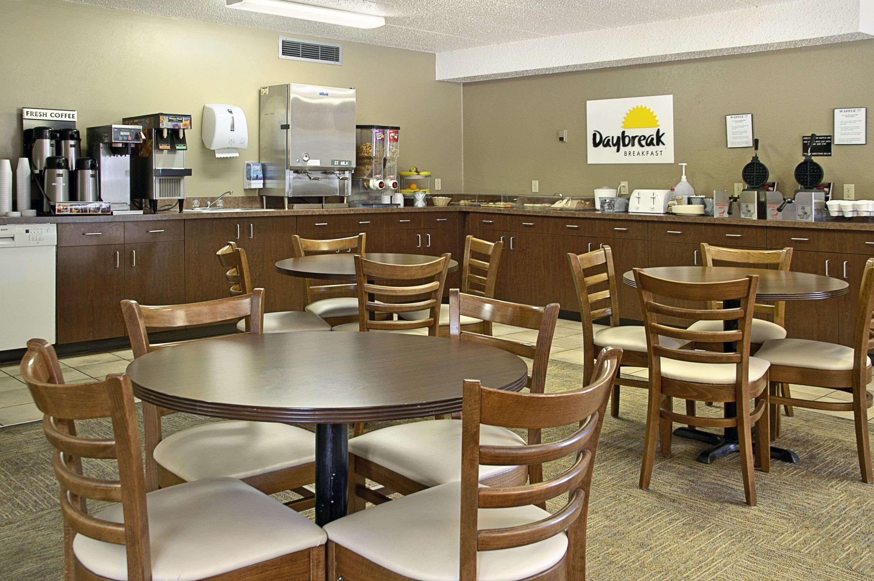 Days Inn By Wyndham Sioux Falls Exterior foto