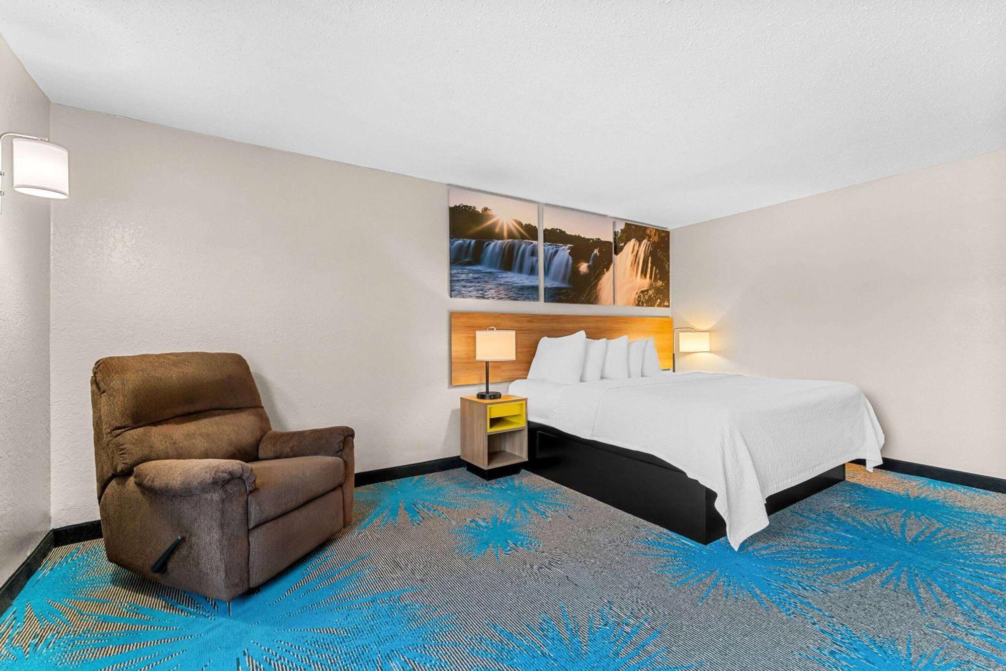 Days Inn By Wyndham Sioux Falls Exterior foto